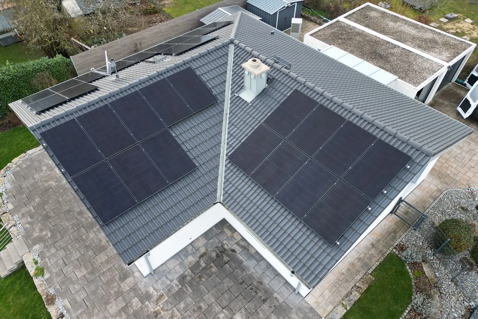 12,47 kWp Anlage mit bifazialen Trina Glas/Glas 430-W-Modulen, Luftaufnahme